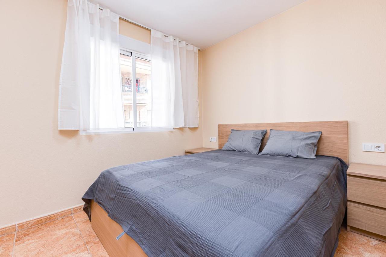 Apartamiento Fragata Apartment Торевиеха Екстериор снимка
