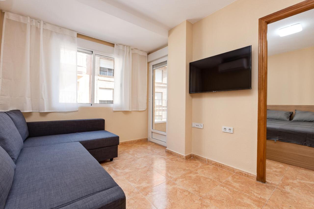 Apartamiento Fragata Apartment Торевиеха Екстериор снимка