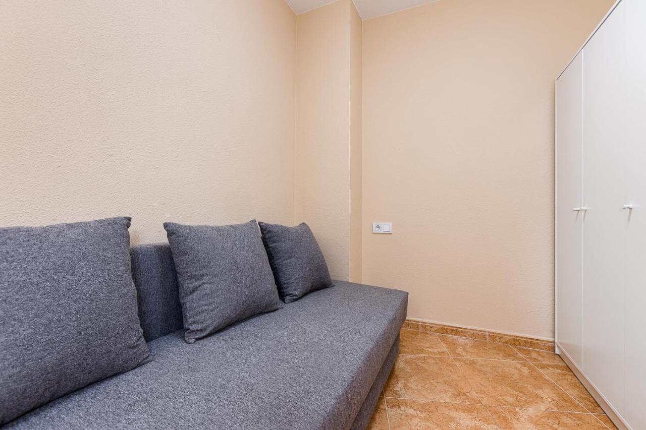 Apartamiento Fragata Apartment Торевиеха Екстериор снимка