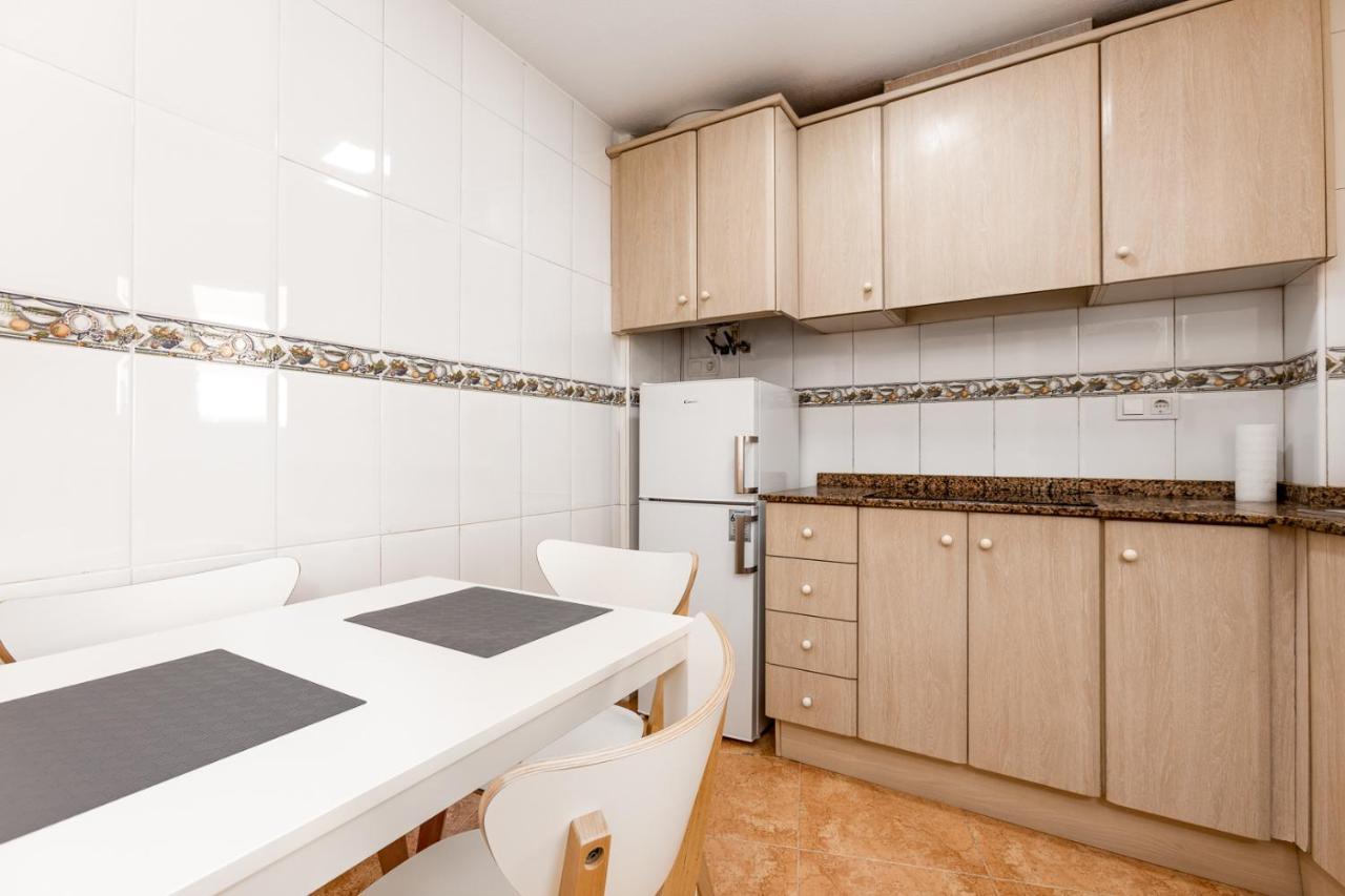 Apartamiento Fragata Apartment Торевиеха Екстериор снимка
